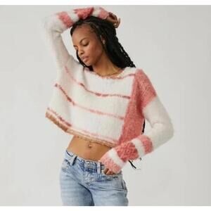 EUC Free People Emerson Pullover Cropped Sweater Neutral Pink/White Size XL $148